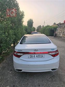 هيونداي أزيرا